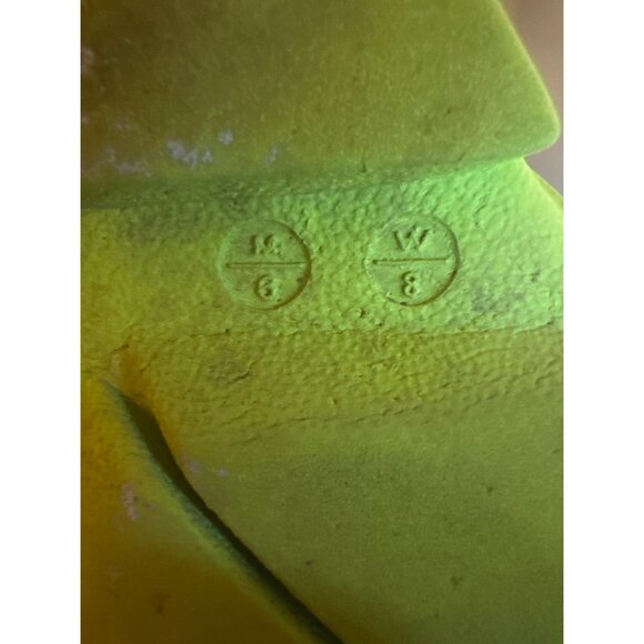 Crocs Classic Unisex Clog Size W8/M6 Gray & Lime Green - Picture 5 of 5